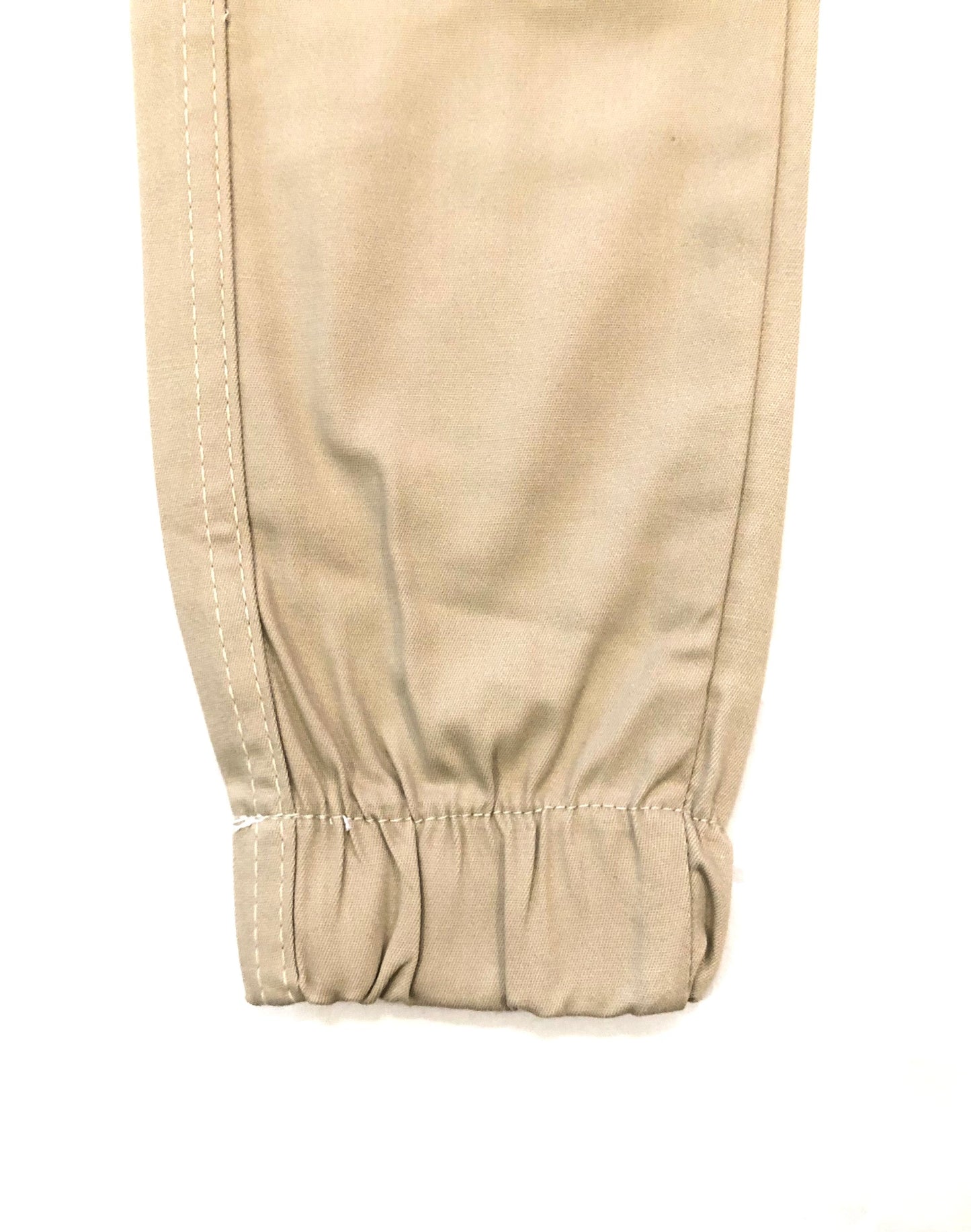 Relaxed Fit Cargo Pants in Attractive Beige Color